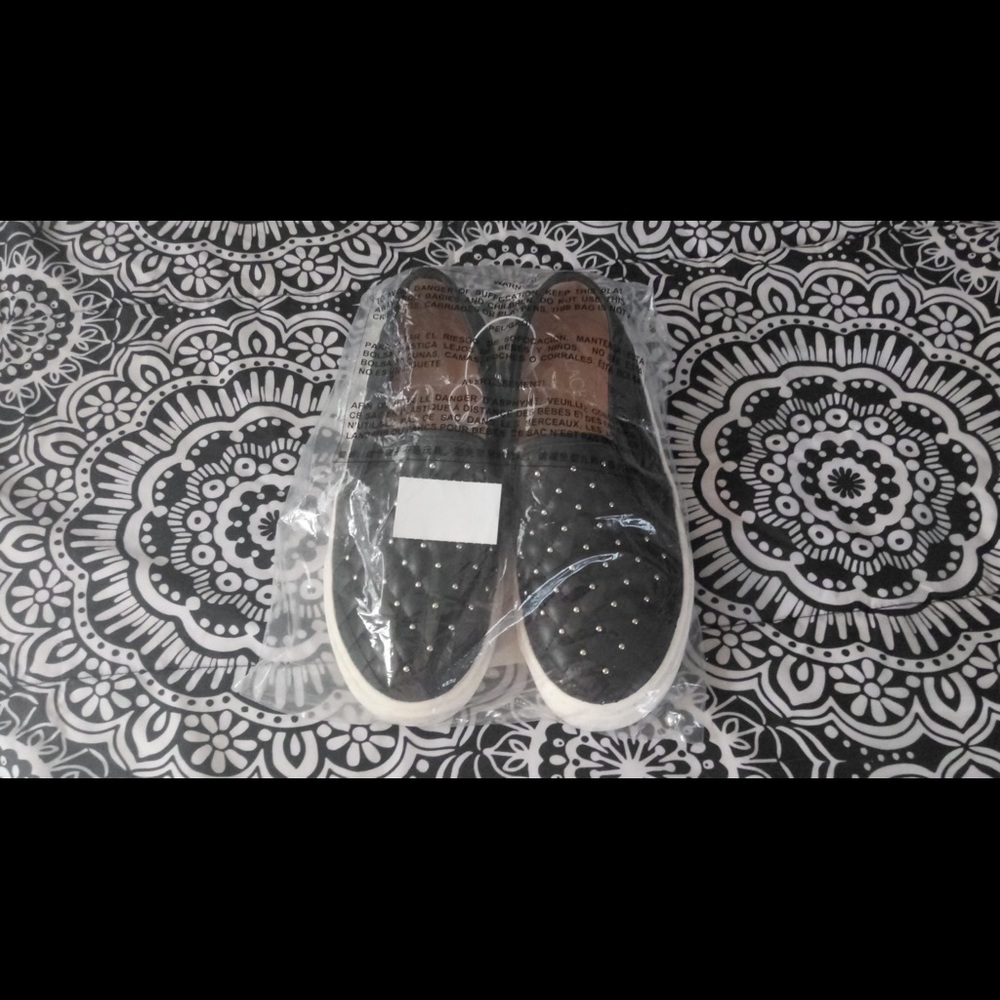 Children’s Place Girls’ Shoes